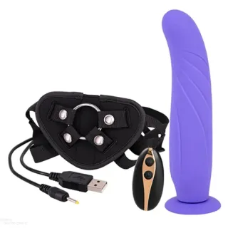 Připínací penis Seven Creations 9 Strap-On Vibrating purple